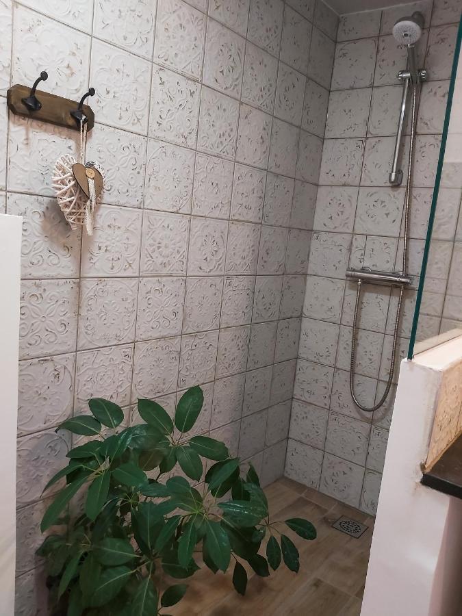 Etoilevacances Chambres D Hotes Campagne En Lavande Saint-Cézaire-sur-Siagne Екстериор снимка